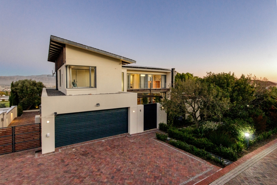 4 Bedroom Property for Sale in Briza Western Cape